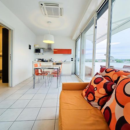 Hotel Avana Fronte Mare Riccione Exterior photo