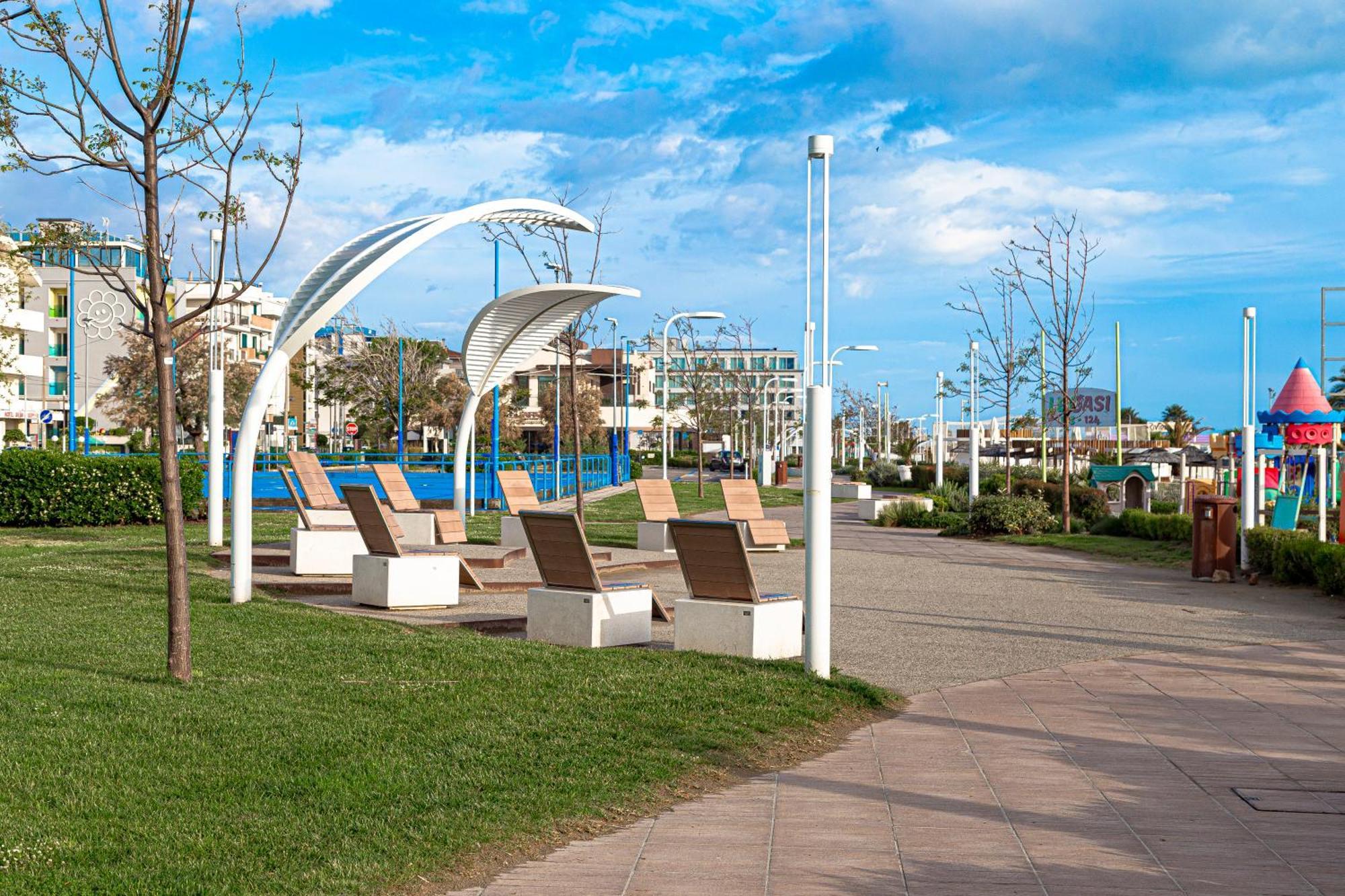 Hotel Avana Fronte Mare Riccione Exterior photo