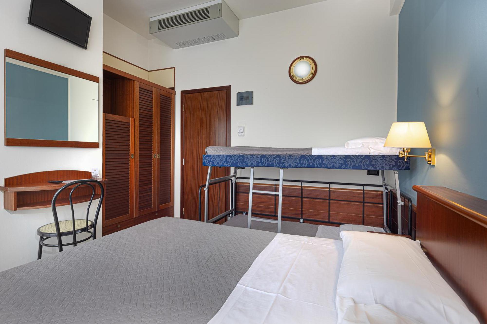 Hotel Avana Fronte Mare Riccione Exterior photo