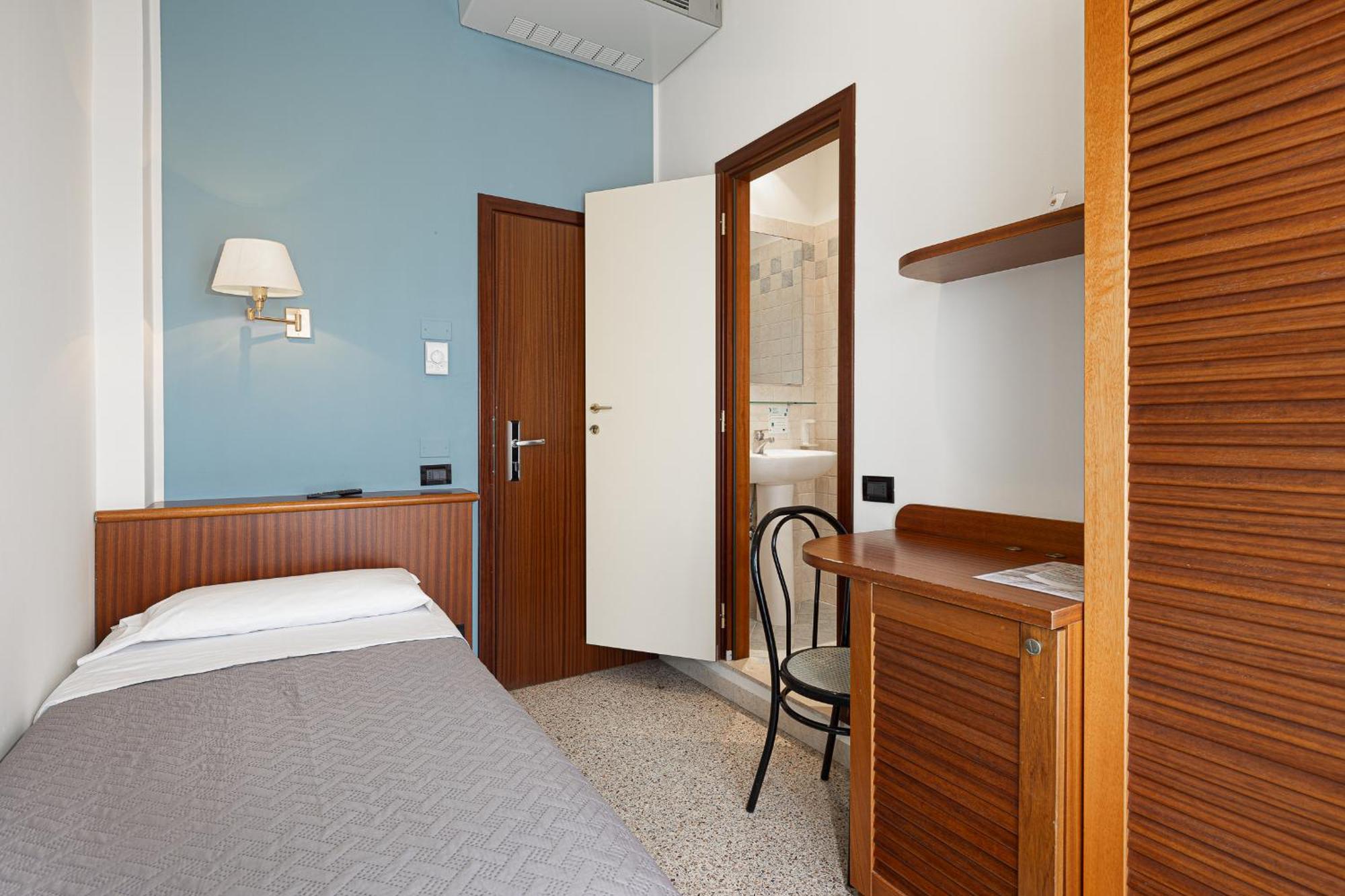 Hotel Avana Fronte Mare Riccione Exterior photo