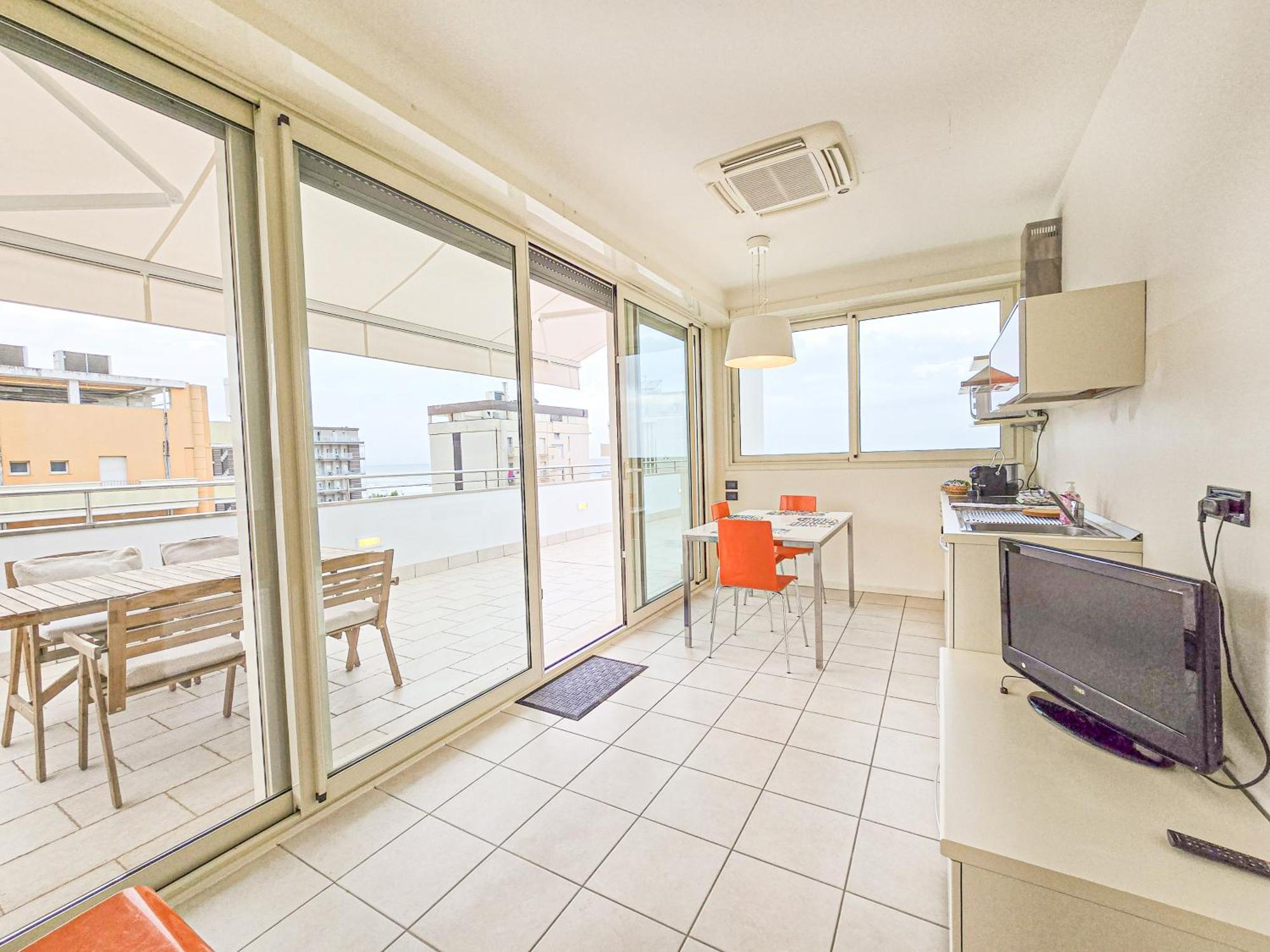 Hotel Avana Fronte Mare Riccione Exterior photo