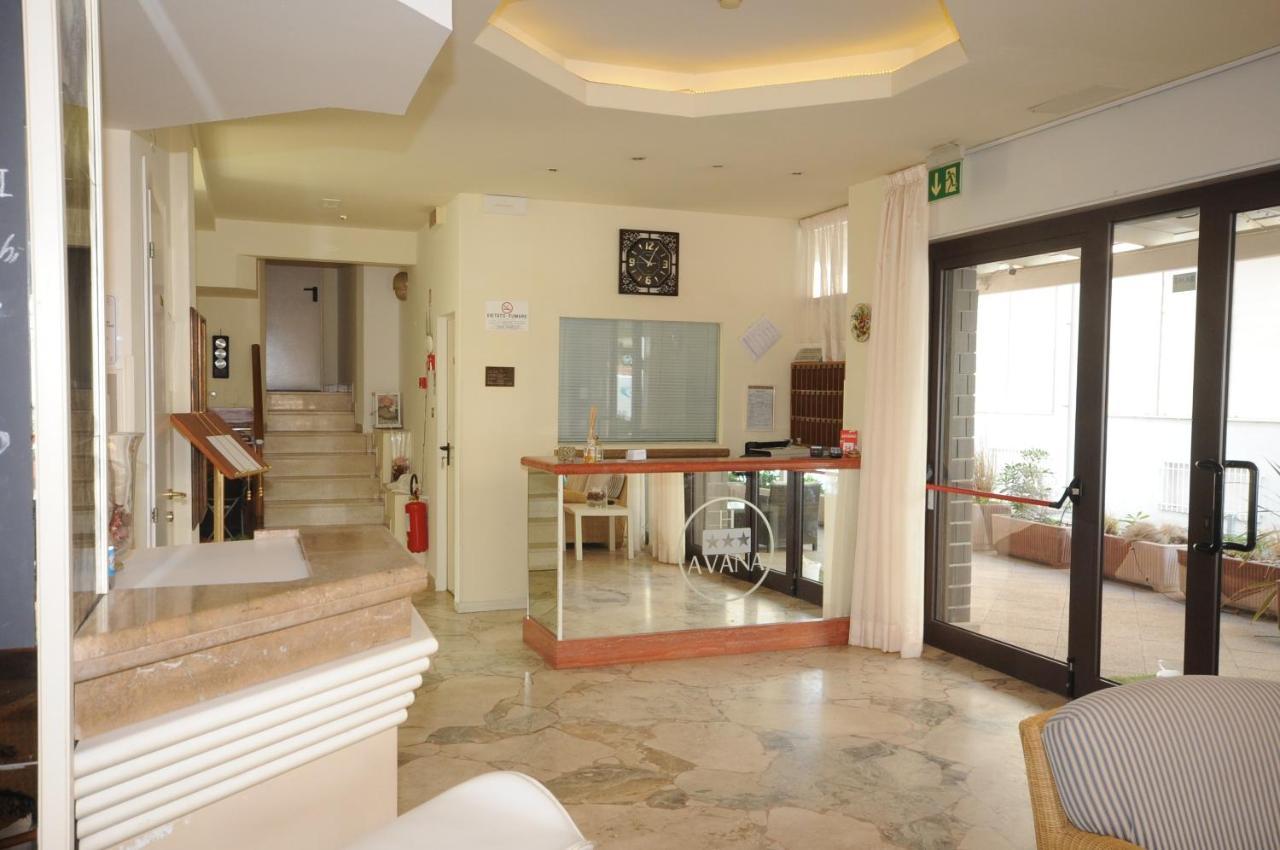 Hotel Avana Fronte Mare Riccione Exterior photo